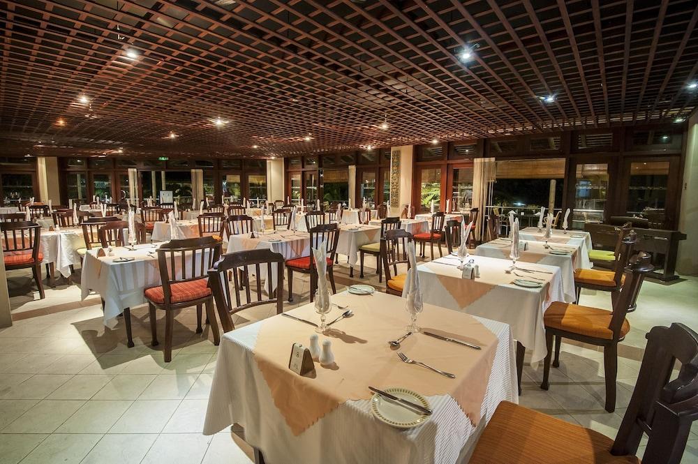 Jalsa Beach Hotel & Spa Poste Lafayette Екстер'єр фото